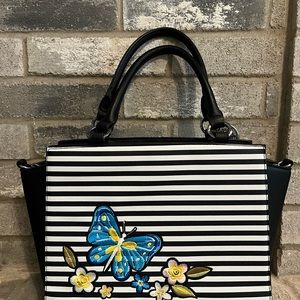 Magnolia & Vines Black Tote